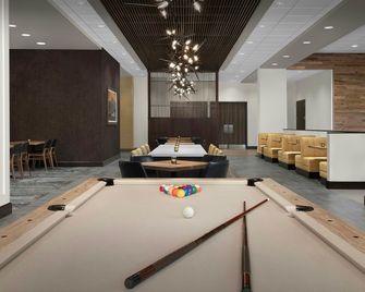 Embassy Suites by Hilton Portland Hillsboro, Oregon - Hillsboro - Servicio de la propiedad