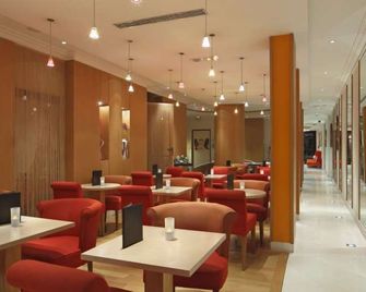 Westside Arc de Triomphe - Paris - Restaurant