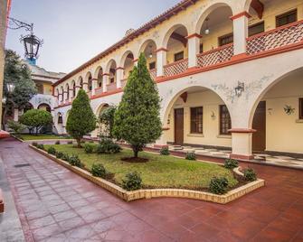 Hotel Urdinola - Saltillo - Edificio