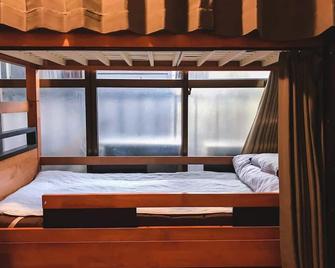 بيس هاوس شوا - هوستل - أوساكا - غرفة نوم