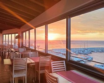 Bue Marino Hotel & Rooftop Bar - Dorgali