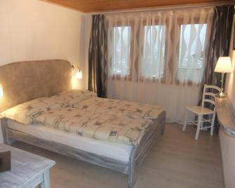 Hotel Weisshorn - Goms - Schlafzimmer