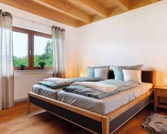 Schwarzwaldglueck - Oberkirch - Schlafzimmer