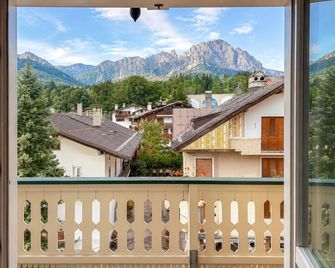 Parc Hotel Victoria - Cortina d'Ampezzo - Balkon