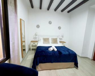 Zaida Boutique Hotel - Seville - Bedroom