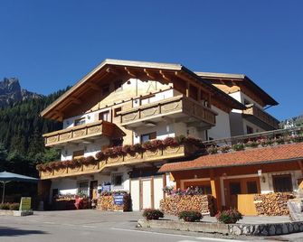 B&B Chalet Brigitte Hike & Bike - Arabba - Edificio
