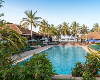 Saly Hotel et Club Filaos - Saly - Piscine