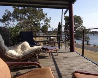 Island Paradise. Waterfront House - Paynesville - Balkon