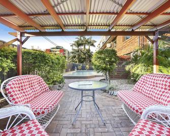 Wunpalm Motel & Holiday Cabins - Maroochydore - Patio