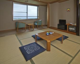 Kuju Kogenso Hotel - Ubuyama - Living room