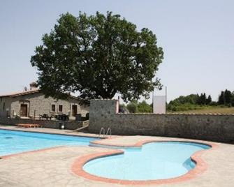 Agriturismo Le Querce - Castiglione in Teverina - Zwembad