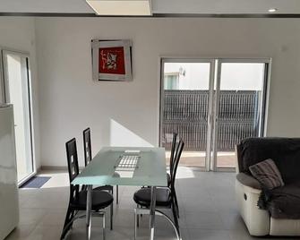 Maison Chaleureuse au Calme Proximités Commodités - Montaigu - Comedor