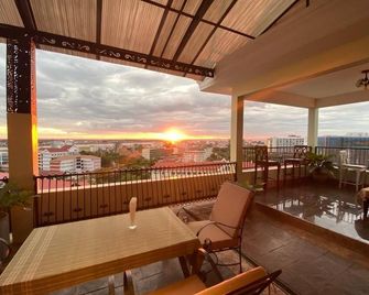 Capitol Residence - Vientiane - Balcón