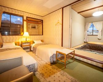 Country Inn Canadian House - Myoko - Bedroom