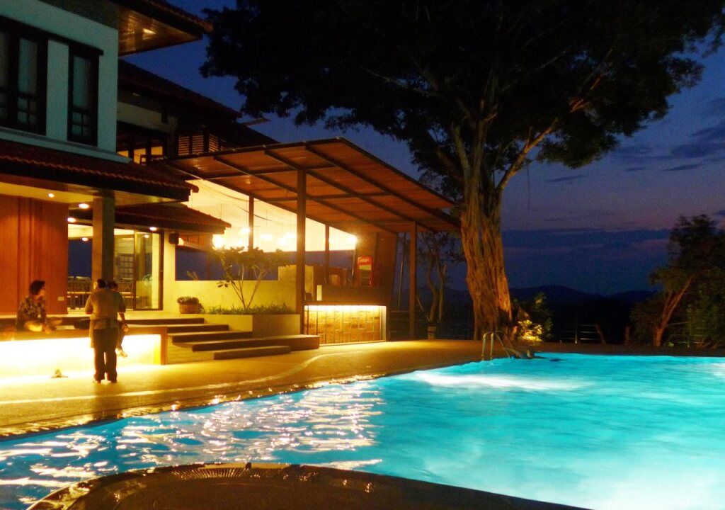 رابيز هيل ريزورت