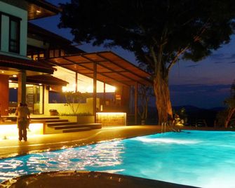 Rabbiz Hill Resort - Chanthaburi - Piscina