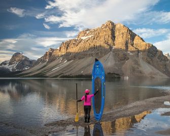 The Lodge at Bow Lake - Lake Louise