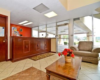 Americas Best Value Inn Smithfield - Smithfield - Recepción
