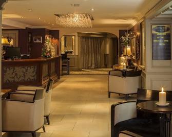 Greville Arms Hotel Mullingar - Mullingar - Front desk