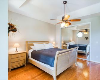 Luxury, waterfront, dog-friendly home with pool, pool spa, & incredible terrace - Fort Lauderdale - Habitación