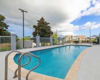 Hampton Inn & Suites Brenham - Brenham - Pool