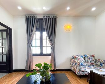 5H Garden - Ho Chi Minh City - Living room