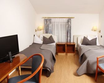 Brocki's Hotel Stadt Hamburg - Parchim - Schlafzimmer