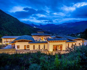 Bhutan Spirit Sanctuary - Paro - Building
