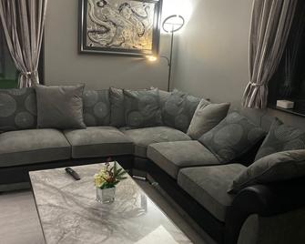 Belvedare-Suffolk - Sudbury - Living room