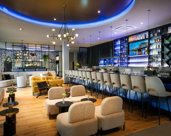 Leonardo Royal Hotel Cologne Bonn Airport - Köln - Bar