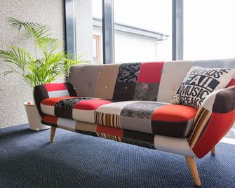 Hotel Jazz - By Keflavik Airport - Reykjavik - Iceland - Keflavík - Wohnzimmer