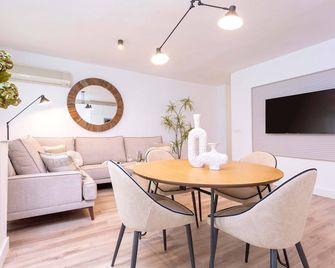 Genteel Home Lope de Vega - Granada - Comedor