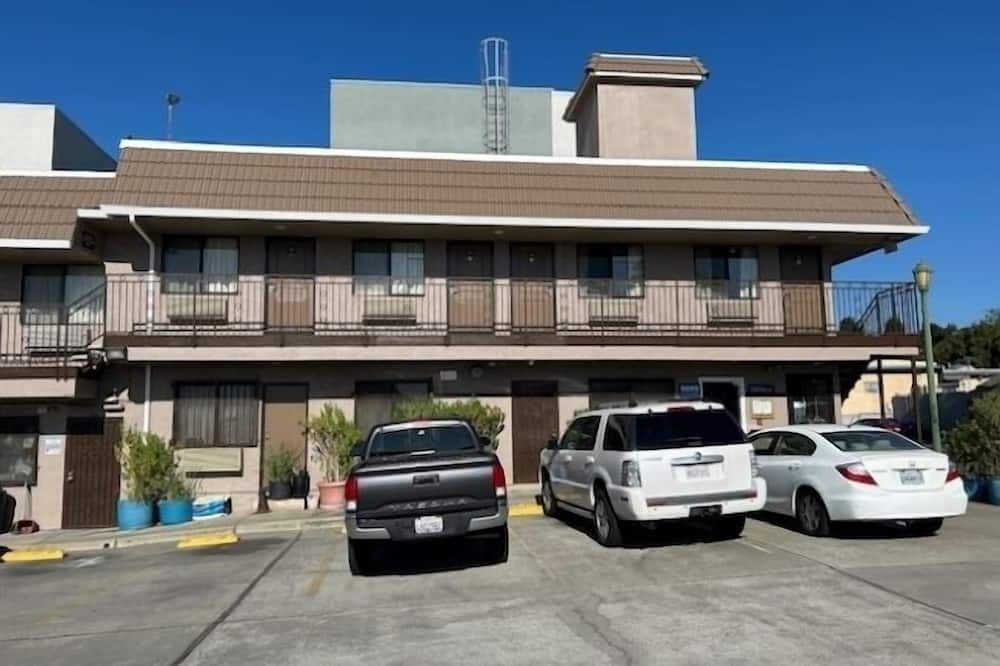 تاج لودج موتيل أوكلاند - أواكلاند (كاليفورنيا) - مبنى