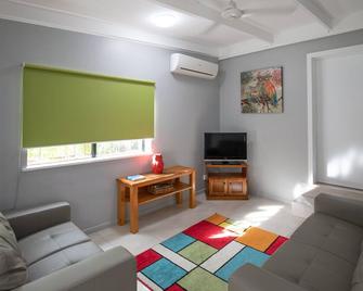 Tasman Holiday Parks - Cairns Cool Waters - Cairns - Sala de estar