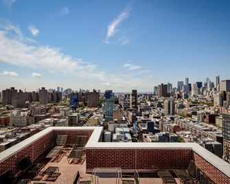 فندق The Ludlow - نيويورك - شرفة