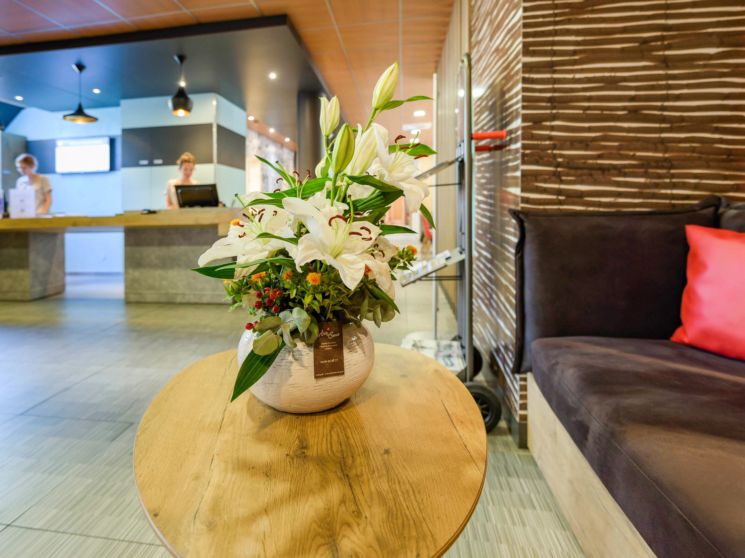 ibis Avignon Centre Pont de l'Europe - אביניון - דלפק קבלה