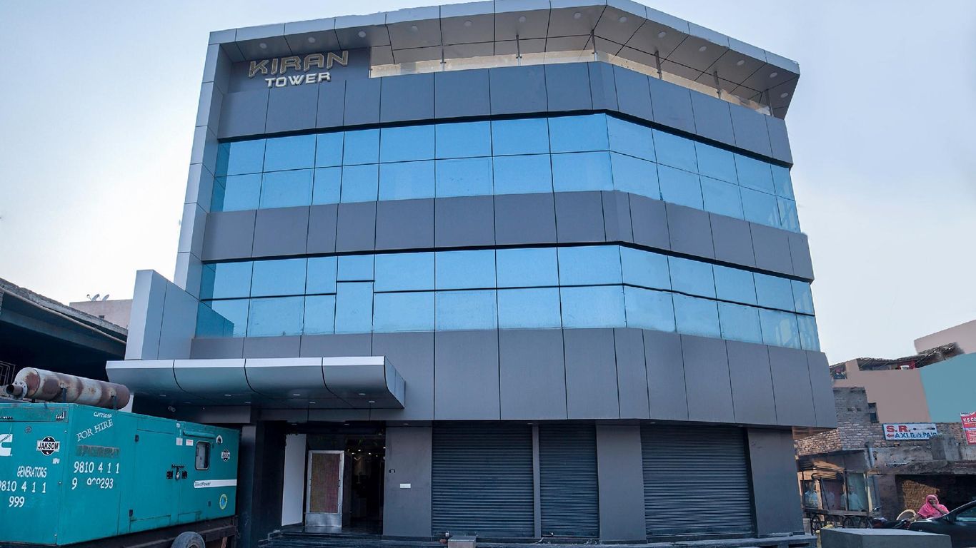 Hotel O Crown Residency