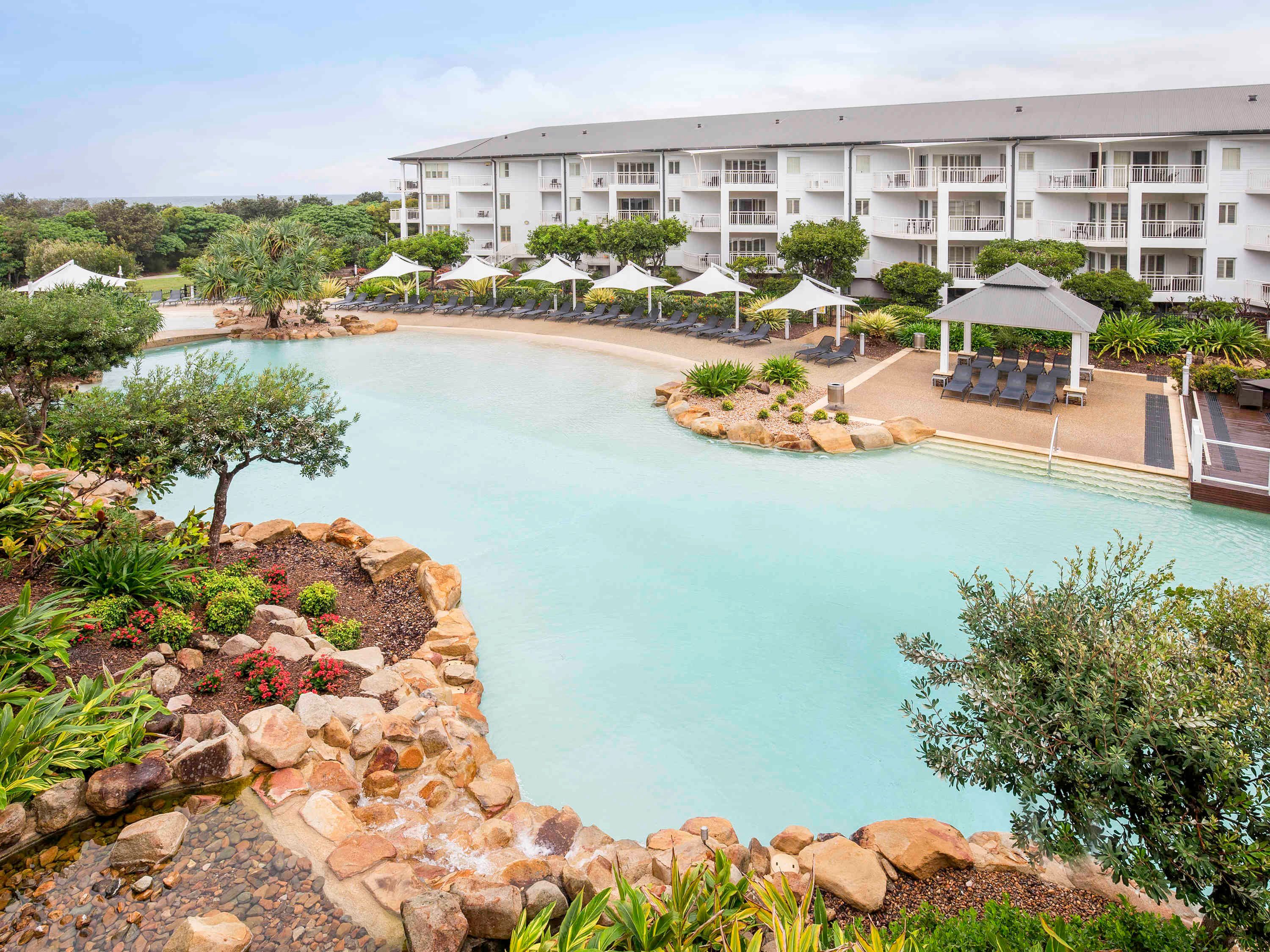 مانترا أون سولت بيتش