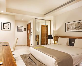Warwick Stone 55 Hotel - Zalqa - Habitación