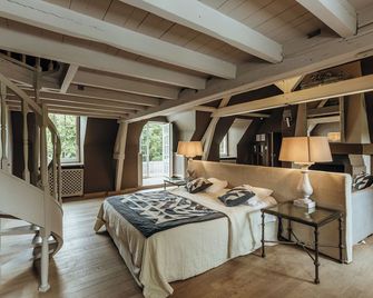 Charl's - Knokke Heist - חדר שינה