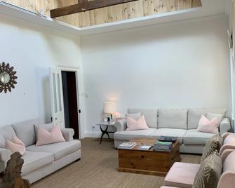 Bungala House 1856 - Bald Hills - Sala de estar