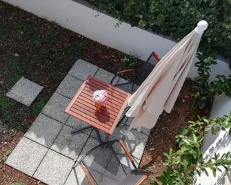 Room with garden - Σπλιτ - Βεράντα