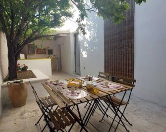 Nunnu Pati Apartment - Ugento - Patio