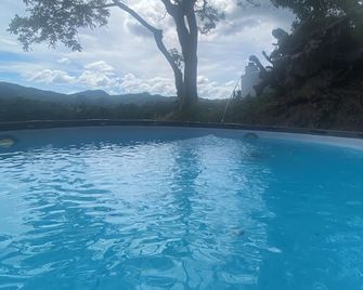 Mountain of Glory retreat4 Cozy room with Mountain View fit 10 - Ciales - Piscina