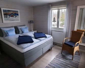 Sauna, boat, fiber optic connection, barbecue area, child-friendly, football goal - 뉘브로 - 침실