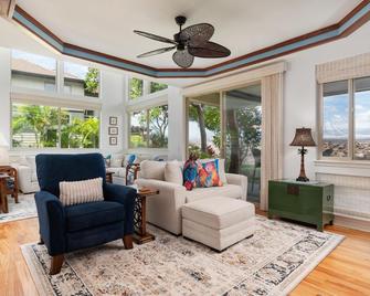 Big Island Golf Villas A1 3 Bedroom Condo - Puako - Living room