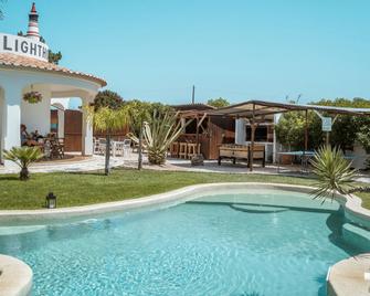 The Lighthouse Hostel Sagres - Sagres - Pool