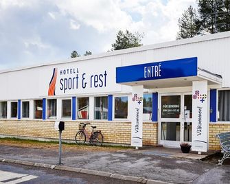 Hotell Sport & Rest - Öjebyn - Edificio