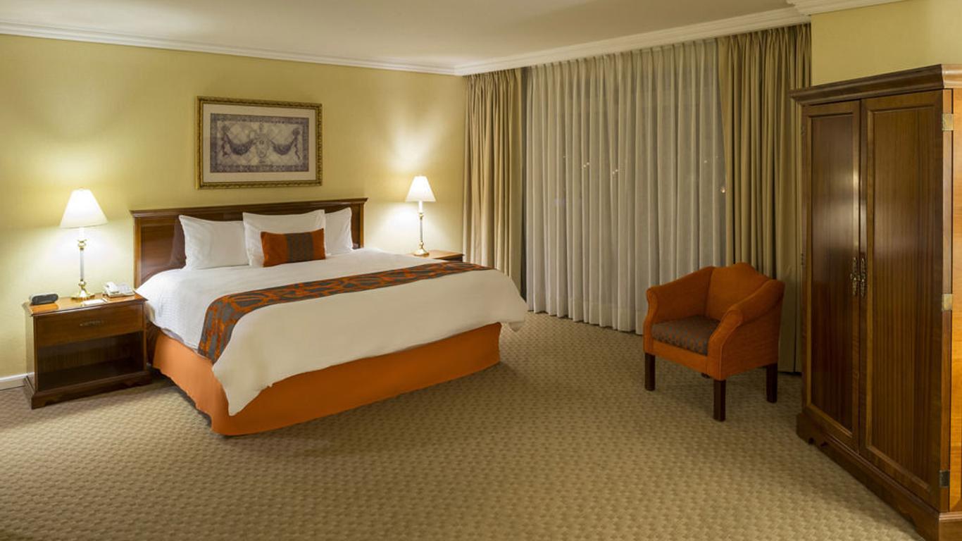 Camino Real Hotel & Suites Puebla