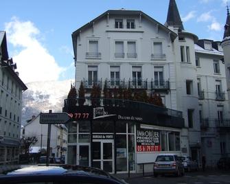 T3 Exceptional Location Summer/Winter! - Luchon - Gebäude